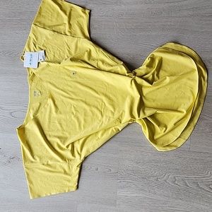 AIRism comfort conditioning technology long V Neck T-Shirt